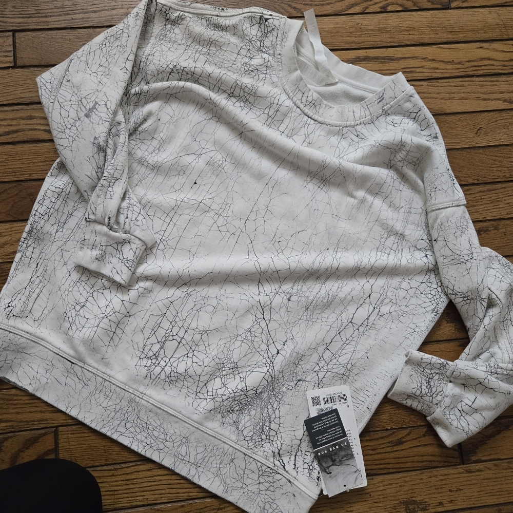 White and Black Crackle Pattern Lululemon Sweatshirt